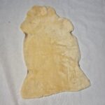 Skóra Owcza - Pod tyłek - Krótki włos - Jasny brąz