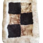 Narzutka ze skóry owczej - Mała- Ciemna