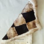 Narzutka ze skóry owczej - Średnia- Ciemna