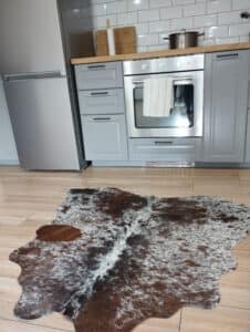 Skóra bydlęca czerwona - Plamiasta