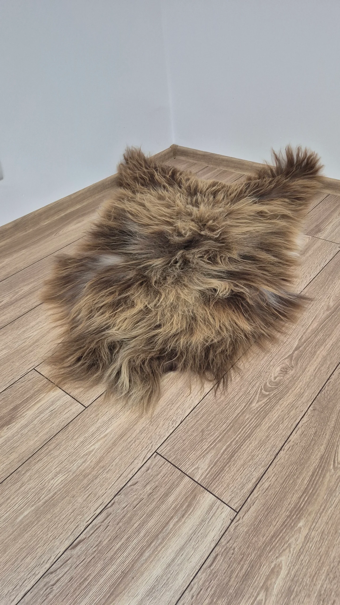 Skóra owcza - Island - Cappuccino - Naturalna - Unikat