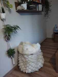 Dekoracyjny pokrowiec na skóry i koce