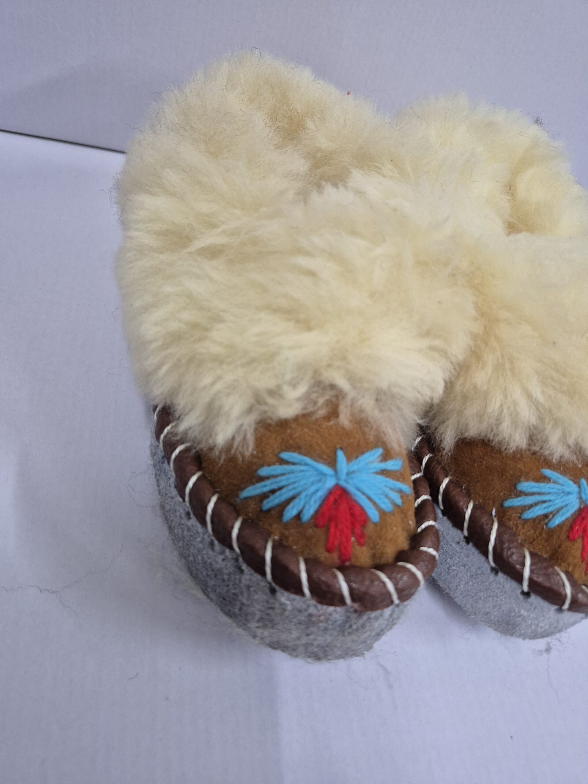 Bambosze Dziecięce Zakopianki, Kapcie Wysokie, Wełna Owcza, Ciepłe