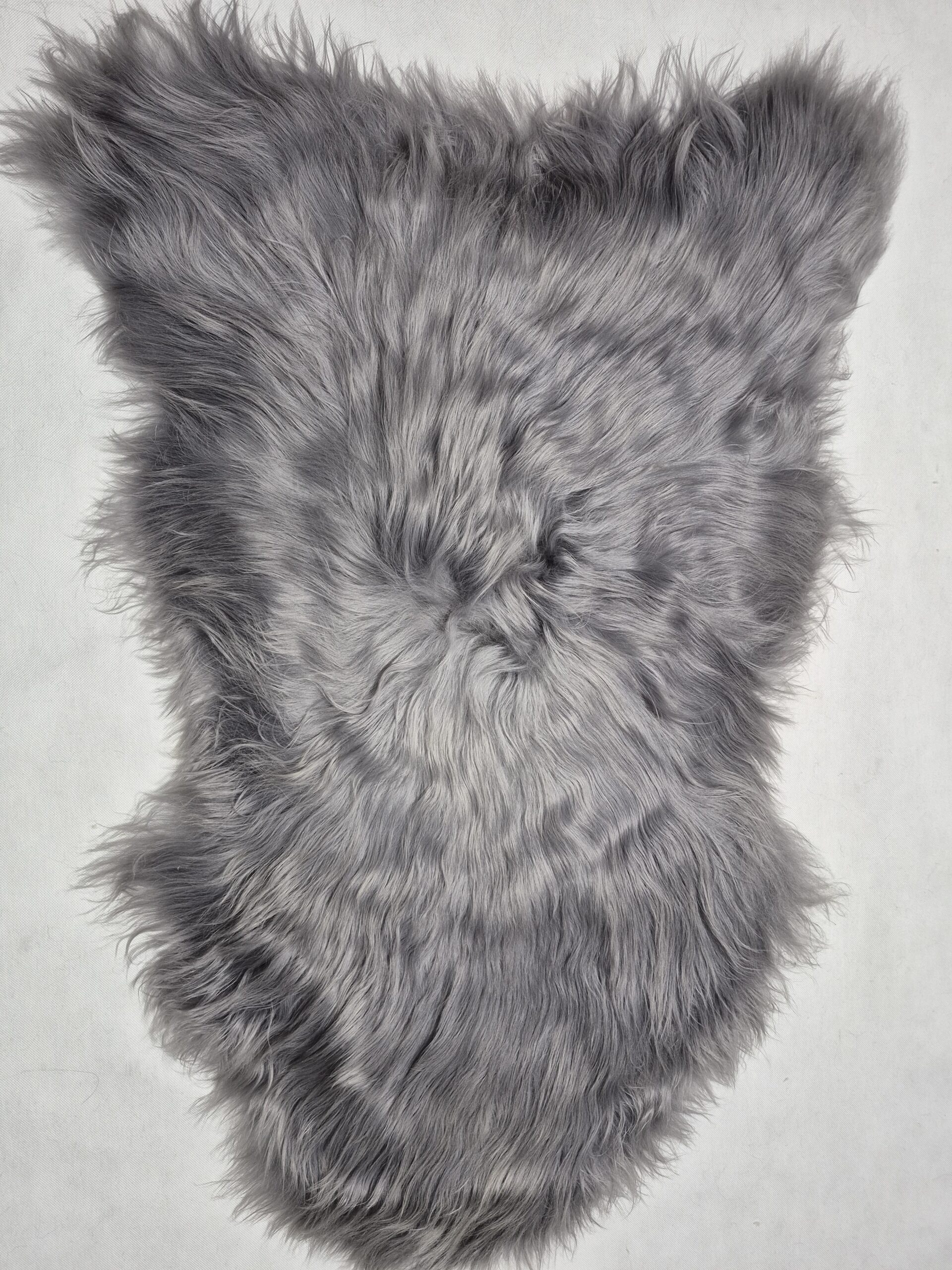 Skóra owcza - Island - Szara - Naturalna - Barwiona