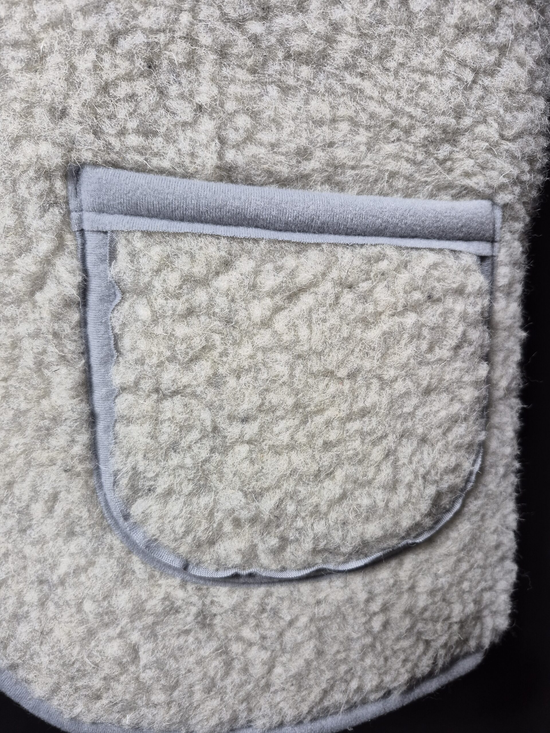 Kamizelka Wełniana 100% Owcza Wełna – Szara