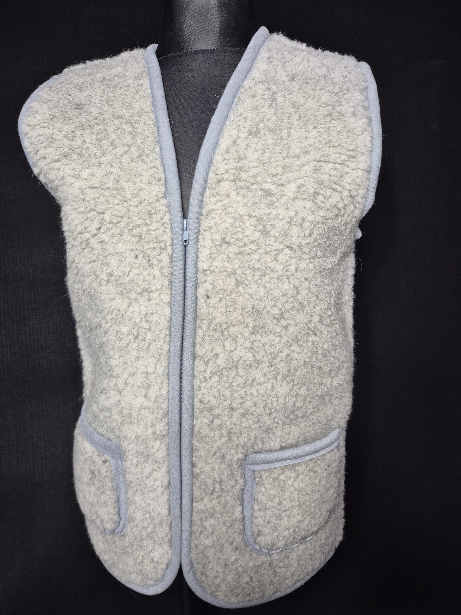 Kamizelka Wełniana 100% Owcza Wełna – Szara