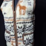 Kamizelka w Renifery Wełniana 100% Owcza Wełna – Świąteczna | Unisex