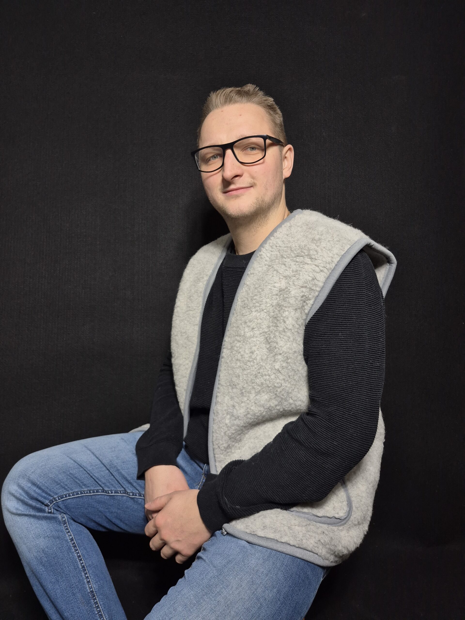 Kamizelka Wełniana 100% Owcza Wełna – Szara