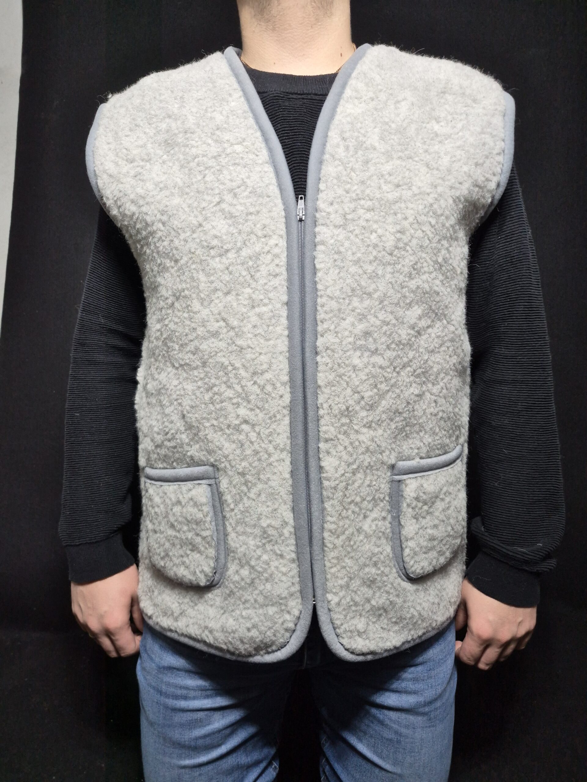 Kamizelka Wełniana 100% Owcza Wełna – Szara