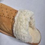 Kapcie z kożuszkiem, brązowe zamszowe pantofle ciepłe