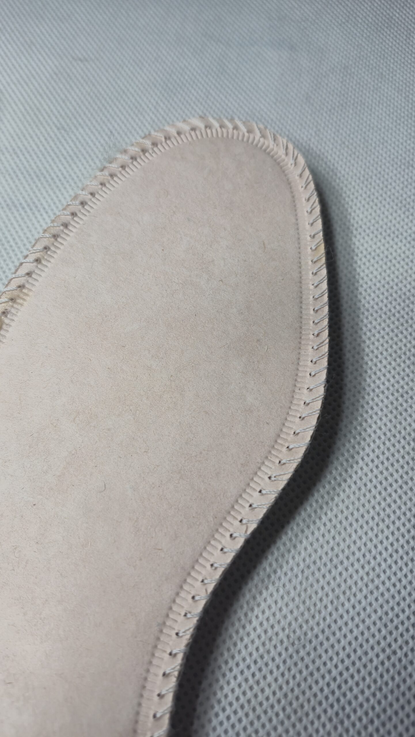 Wkładki do butów z naturalnej skóry owczej / wełny 36- 46 EU