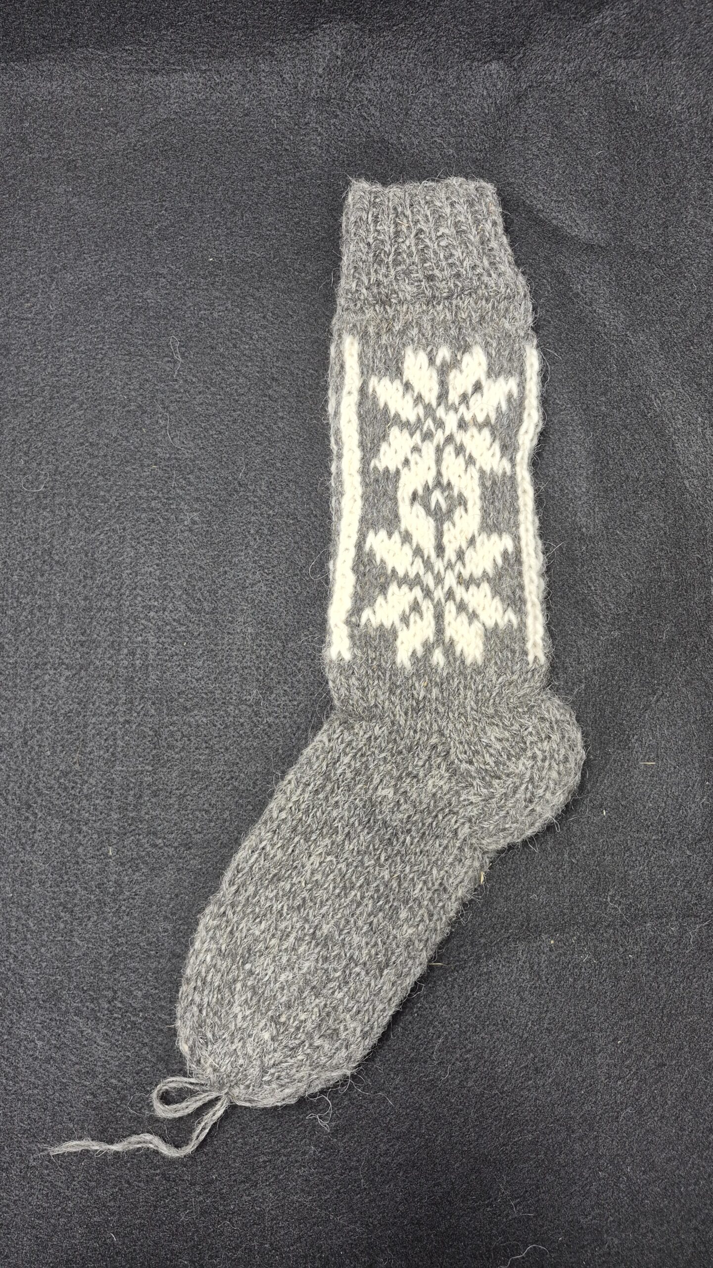 Skarpety wełniane 100% wełna owcza ręcznie robione handmade ciepłe grube czarne + wzór