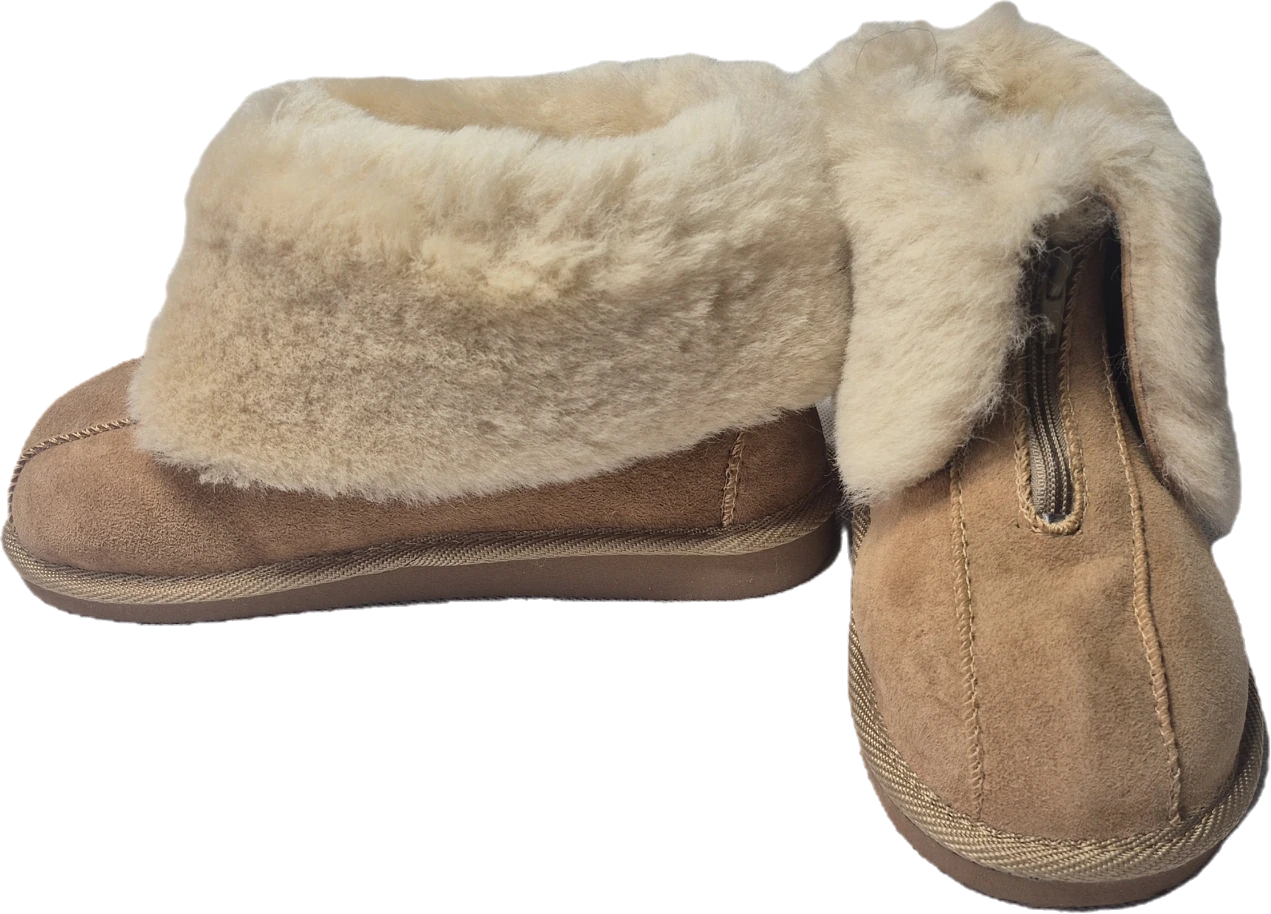 Skórzane Zamszowe Śniegowce Unisex Mukluki z Naturalnej Owczej Skóry – Beżowe Botki na Zamek